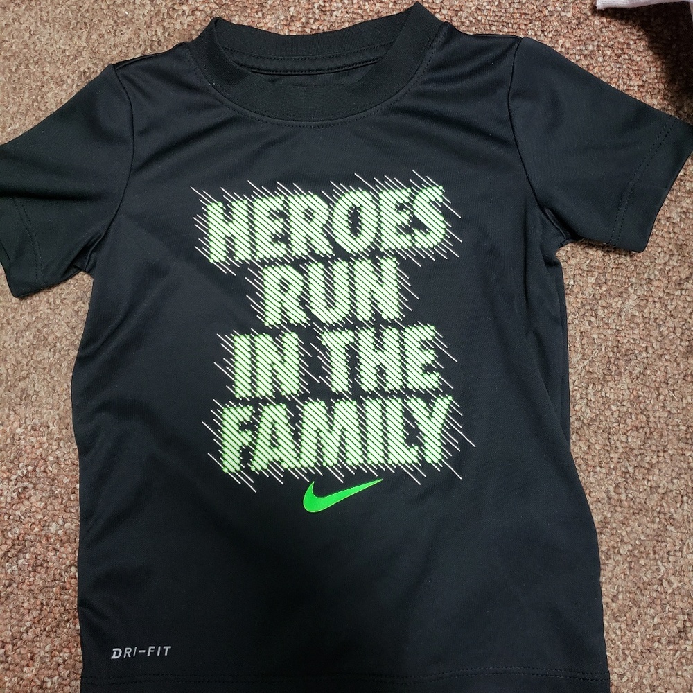 Boys 2T Nike shirt